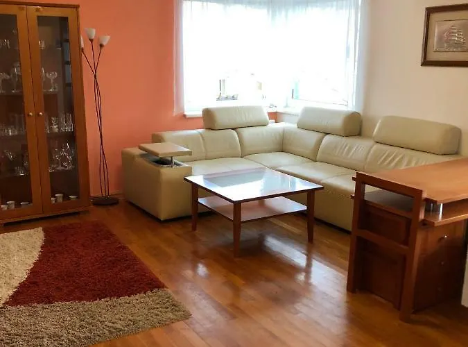 Tekelova 95m2 Apartment Prešov